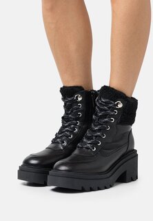 Ботинки со шнурками Tamaris, цвет black