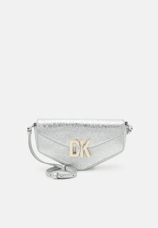 Сумка DKNY CROSSBODY DOWNTOWN, цвет light silver-coloured