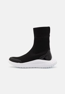 Высокие туфли Calvin Klein Jeans EVA RUNNER SOCK, цвет black/bright white