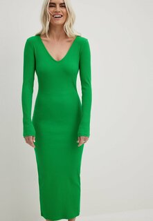 Платье NA-KD MIT V-AUSSCHNITT, зеленый