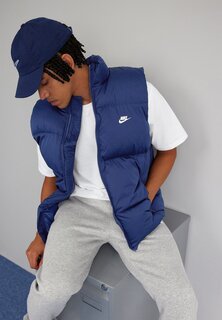 Жилет Nike CLUB PUFFER, цвет midnight navy/(white)