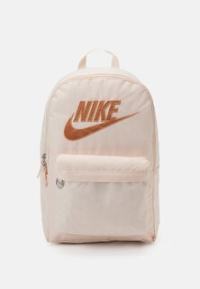 Рюкзак Nike HERITAGE UNISEX, гуава лед