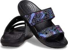 Сандалии на плоской подошве Classic Sandal - Seasonal Graphics Crocs, цвет Black/Multi Glitter