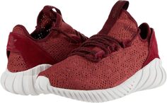 Кроссовки Tubular Doom Sock Primeknit adidas, цвет Mystery Red/Collegiate Burgundy/Crystal White