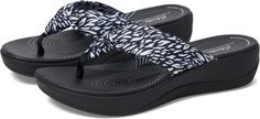 Шлепанцы Arla Glison Clarks, цвет Black Abstract Textile