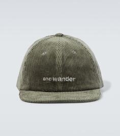 Вельветовая кепка с вышивкой And Wander, зеленый