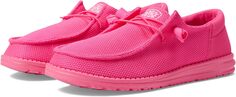 Кроссовки Wendy Funk Mono Slip-On Casual Shoes Hey Dude, цвет Electric Pink