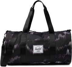 Спортивная сумка Classic Herschel Supply Co., цвет Blurred Ikat Black