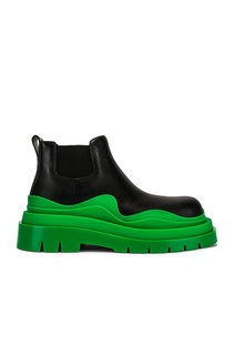 Ботинки Bottega Veneta Tire Chelsea Ankles, цвет Black &amp; Green