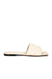 Сандалии Bottega Veneta Padded Stretch Flat, цвет Sea Salt