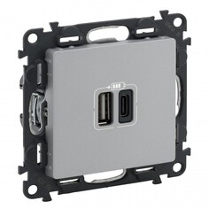 Зарядное устройство Legrand 753306 Valena LIFE - с двумя USB-разьемами тип A-тип С 240В/5В 3000мА, с лицевой панелью, алюминий