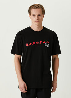Черная футболка с логотипом Nahmias
