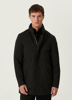 Черное пальто с капюшоном Moorer