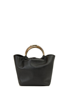 Черная женская кожаная сумка Valentino Garavani