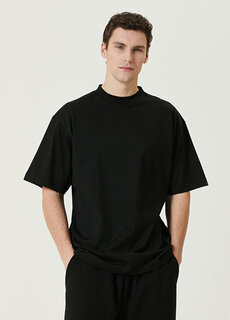 Черная базовая футболка Balenciaga