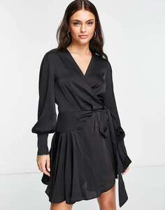 Гламурное черное атласное платье с запахом и рюшами Glamorous