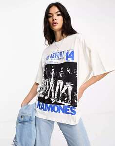 Оверсайз-футболка ASOS с синей кремовой графикой лицензии Ramones