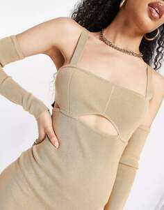 Платье миди светло-коричневого цвета с вырезом на груди, высоким бедром и разрезом на рукавах Simmi Simmi Clothing