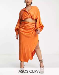 Атласная юбка миди пряного оранжевого цвета с разрезом и узлом спереди ASOS Curve