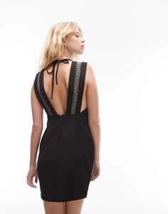 Черное мини-платье с глубоким вырезом и цепочкой Topshop