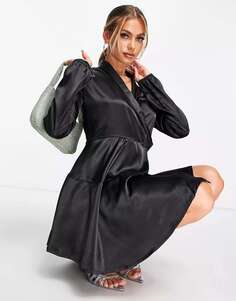 Черное атласное мини-платье с запахом TFNC