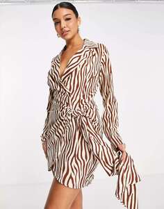Коричневое леопардовое платье с запахом и оборками In The Style x Billie Faiers