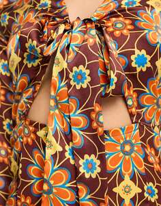 Heartbreak атласное мини-платье с цветочным принтом и завязками спереди