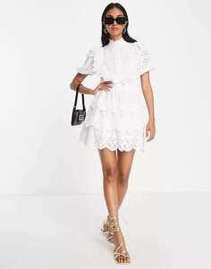 Белое кружевное мини-платье с вышивкой Aria Cove