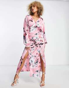 Ликерное атласное платье макси с рукавами-кимоно темно-розового цвета с цветочным принтом Liquorish
