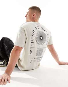 Бежевая футболка оверсайз с перспективным принтом на спине Selected Homme
