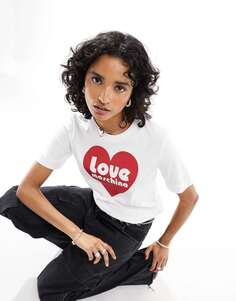 Белая футболка с логотипом в форме сердца Love Moschino