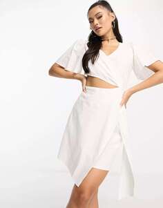 Белое мини-платье из поплина с оборками Rebellious Fashion