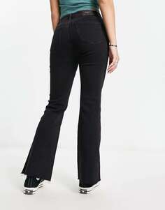 Черные джинсы узкого кроя с разрезом на подоле Urban Revivo