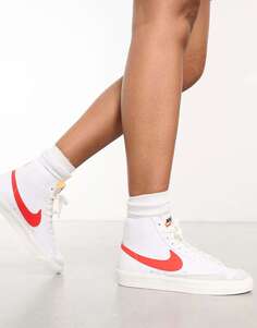 Кроссовки средней длины Nike Blazer &apos;77 белого и красного цвета хабанеро