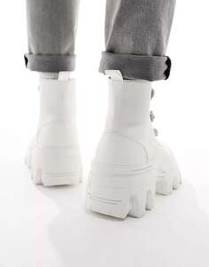 Масштабные ботинки ASOS из белой искусственной кожи с молнией