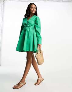 Зеленое платье-рубашка с фигуристкой Influence