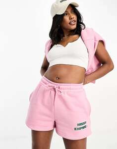Нежно-розовые спортивные шорты с надписью Missyempire