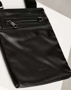 Черная сумка через плечо с приподнятой плоской спинкой Calvin Klein
