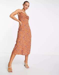 Атласное платье миди с воротником-хомутом и леопардовым принтом Urban Threads