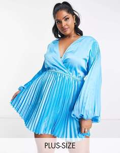 Эксклюзивное синее плиссированное мини-платье с плиссированным поясом In The Style x Billie Faiers