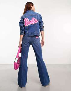 Координатная джинсовая куртка Wrangler Barbie с принтом на спине
