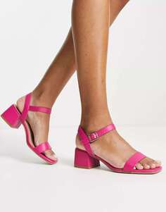 Босоножки New Look на каблуке с открытым носком и ярко-розовым крокодилом