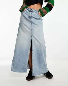 Длинная джинсовая юбка макси трапециевидного силуэта с разрезом спереди COLLUSION