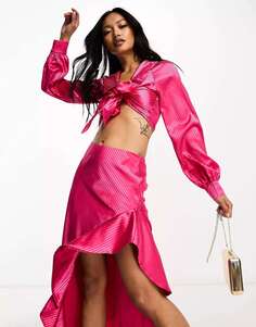 Атласная юбка макси с разрезом до бедра и оборками в полоску Rare London ярко-розового цвета
