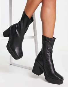 Public desire krissie store