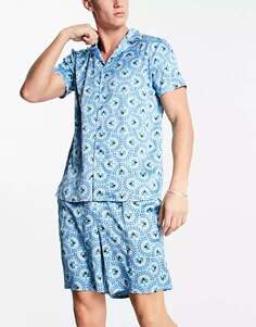 Короткая атласная пижама Chelsea Peers с принтом синей атласной плитки