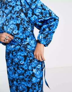 Платье миди с объемными рукавами и ярким синим цветочным принтом Edited