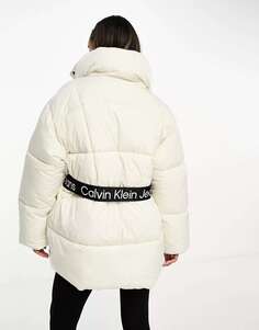 Белая длинная куртка-пуховик с поясом Calvin Klein Jeans