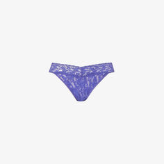 Кружевные стринги Signature Lace с цветочным узором Hanky Panky, цвет wild violet