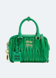 Сумка Miu Miu Matelassé Leather Top Handle, зеленый